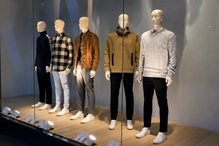 Mannequin Display Solutions